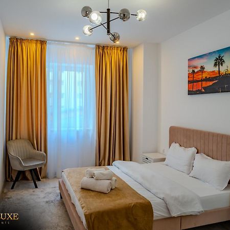 Yamaluxe Apartments - Heart & Soul With Lovely Colours Bukarest Kültér fotó